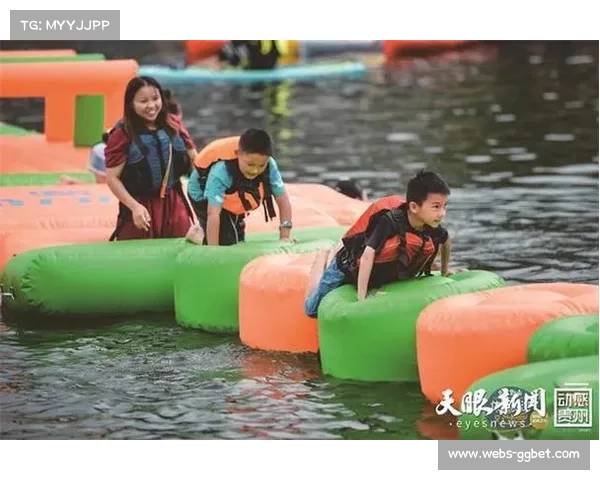 十四所职工水上趣味游泳比赛创新设置迎新娘团体项目助力团队协作与欢乐竞技